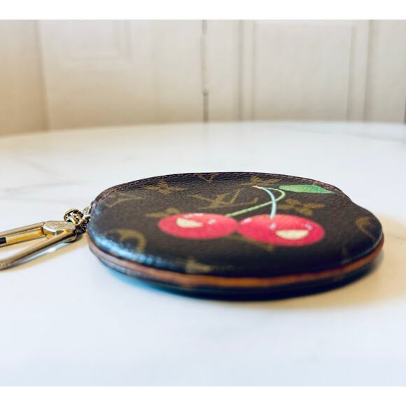 🍒Louis Vuitton Takashi Murakami Cerises Cherries Sac Plat and Round Coin Purse - Picture 15 of 16